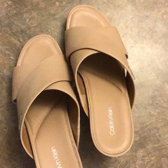 Platform Slide Sandals - Picture 2 of 5